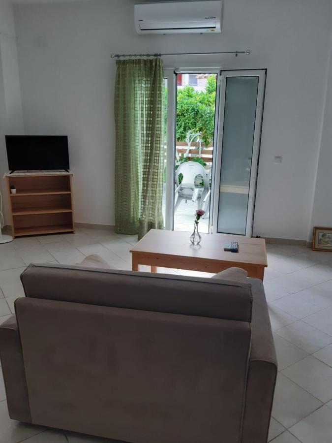 Falopa Apartments Parga Bilik gambar